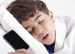 3 Fitur iPhone Ini Cocok Buat Kamu Penderita Insomnia