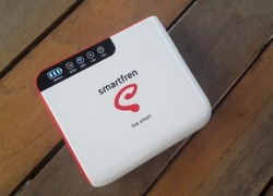 Smartfren Luncurkan Modem Wi-Fi Edisi Merah Putih