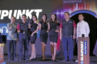 Beli J2, Blaupunkt Beri Bonus Headphone Premium