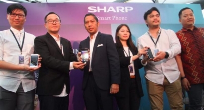 SHARP Bakal Boyong 14 Smartphone ke Indonesia