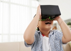 Ini Bahaya Menggunakan Virtual Reality Bagi Anak-Anak