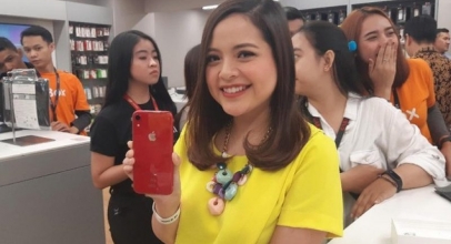 Tasya Kamila Jadi Selebritas Indonesia Pertama Yang Membeli iPhone XR