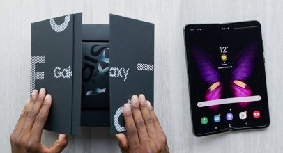 Ponsel Lipat Samsung Galaxy Fold Mulai Dijual, Harga Rp 27 Juta