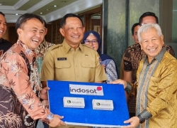 Gelang Pintar Indosat untuk Sumedang