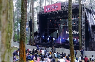 Telkomsel Ramaikan LaLaLa Festival di Bandung