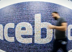 Facebook Bakal Luncurkan Kacamata Pintar Masa Depan