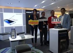 Samsung Galaxy Studio Experience Center  di Gerai Indosat Sarinah