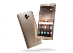 Huawei Mate 9,  Kamera Segahar iPhone 7