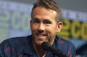 Ryan Reynolds Beli Mint Mobile