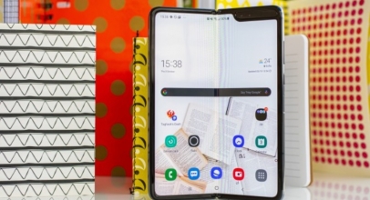 Samsung Klaim Samsung Galaxy Fold Terjual 400 Ribu Unit Tahun 2019