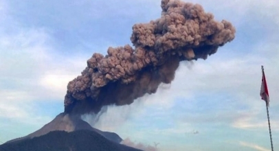 Aksi XL Axiata Bantu Korban Erupsi Gunung Lewotobi