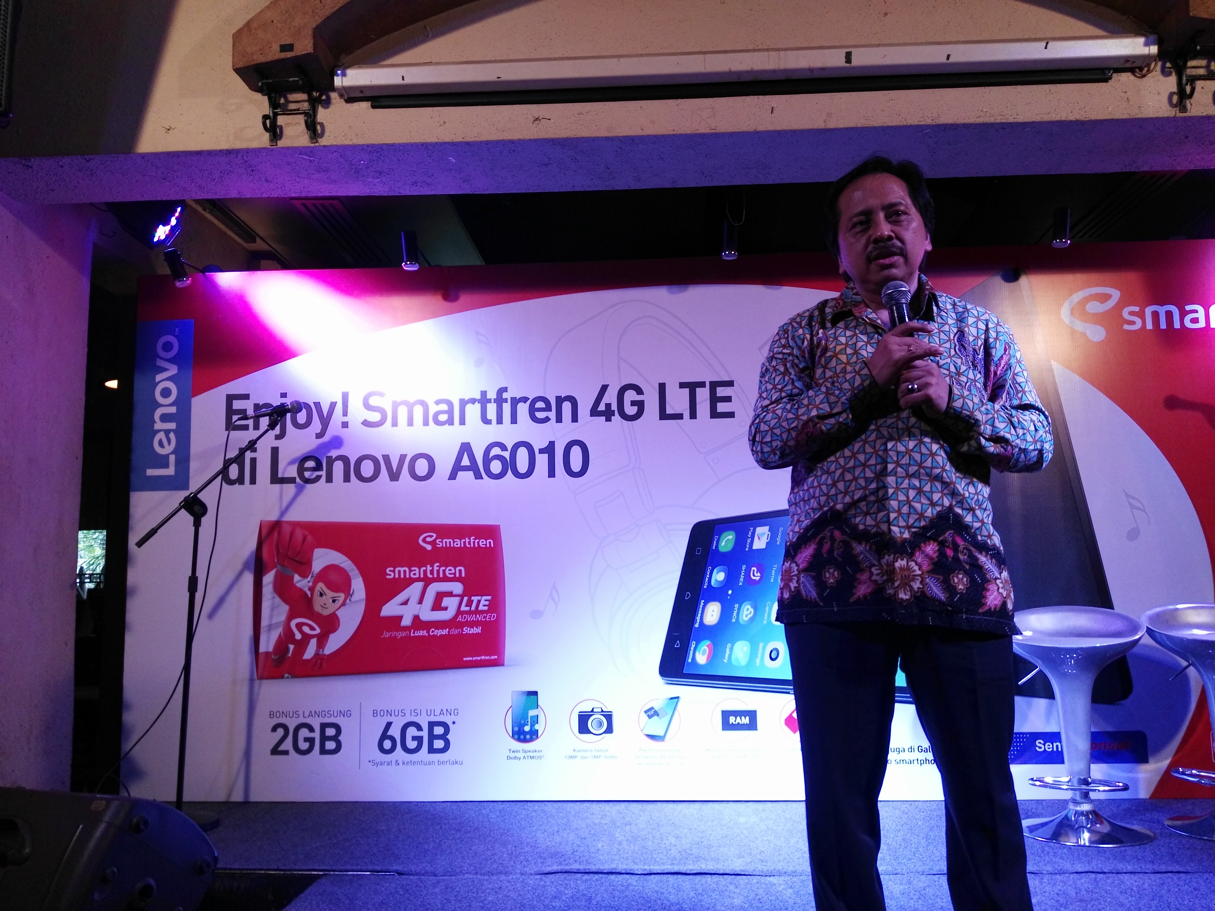 Jurus Jitu Smartfren-Lenovo Raup Pelanggan 4G