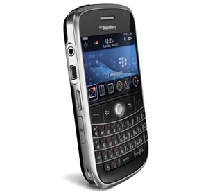 KLASINYAL: BlackBerry Bold 9000 Penarik Mata Indonesia