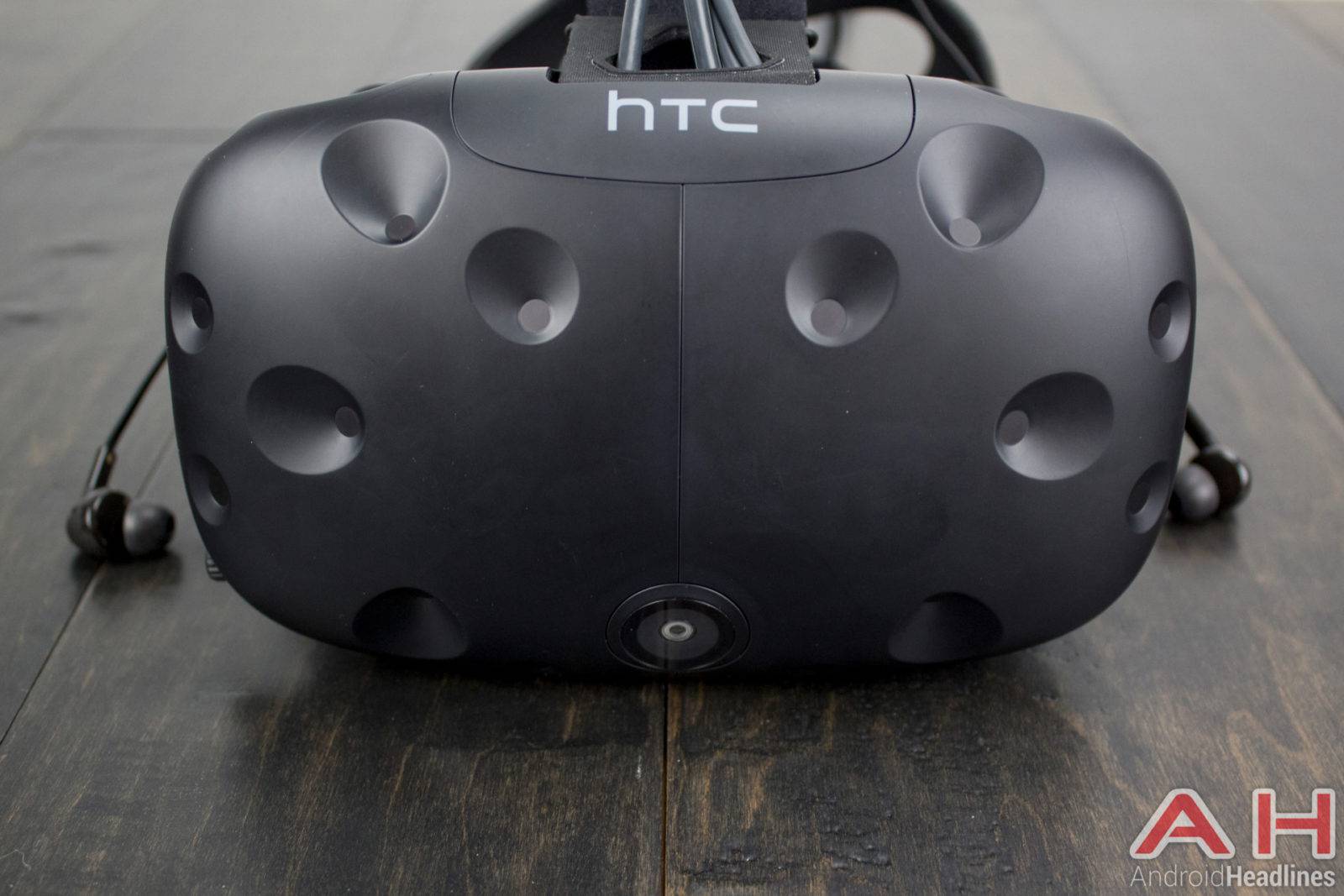 Fenomenal! Facebook, HTC, dan Intel Investasi Besar-Besaran untuk Virtual Reality