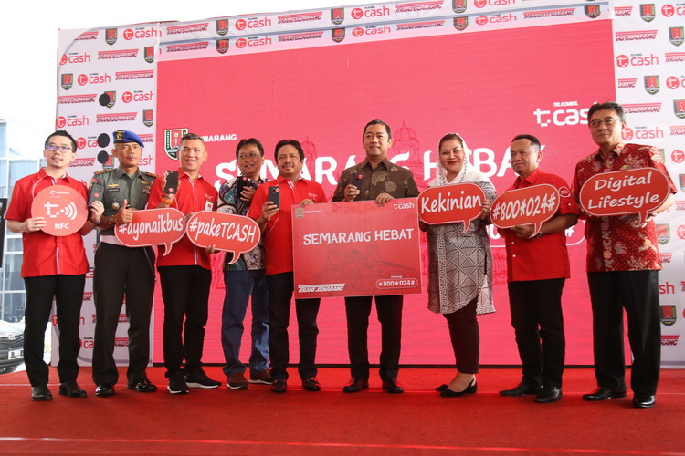 Telkomsel Luncurkan Layanan TCASH Pass di Bus Trans Semarang