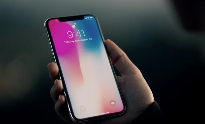 iPhone X Hanya Tersedia 3 Juta Saja di Hari Pertama