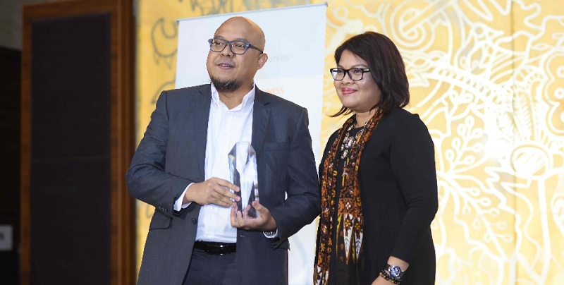 Indosat Ooredoo Raih Penghargaan Indonesia Law Awards 2017