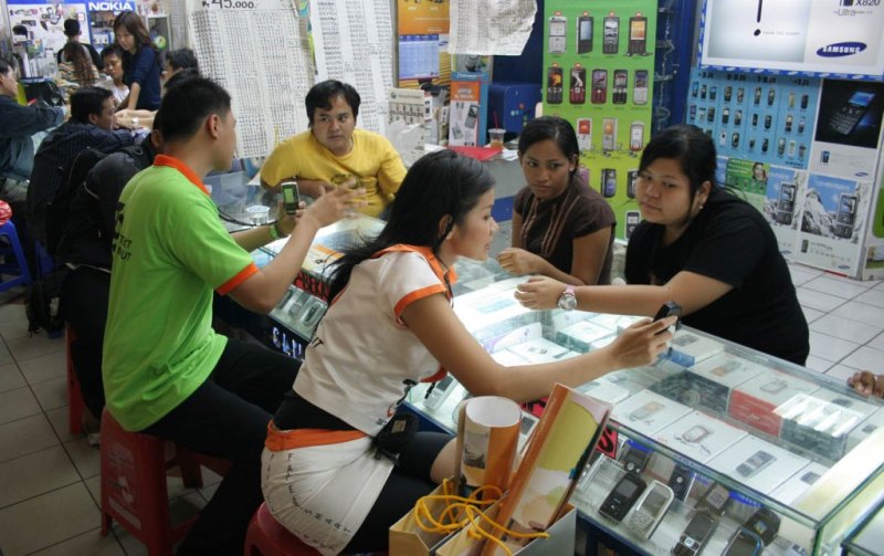 Menjelang Ramadhan, Penjualan Handphone Second Meningkat