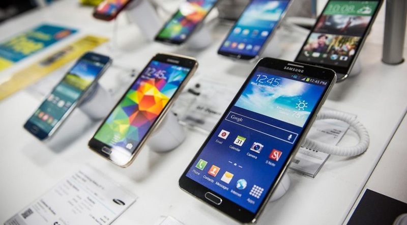 Kurang Diminati, Ponsel Samsung, Xiaomi, dan Lenovo Turun Harga