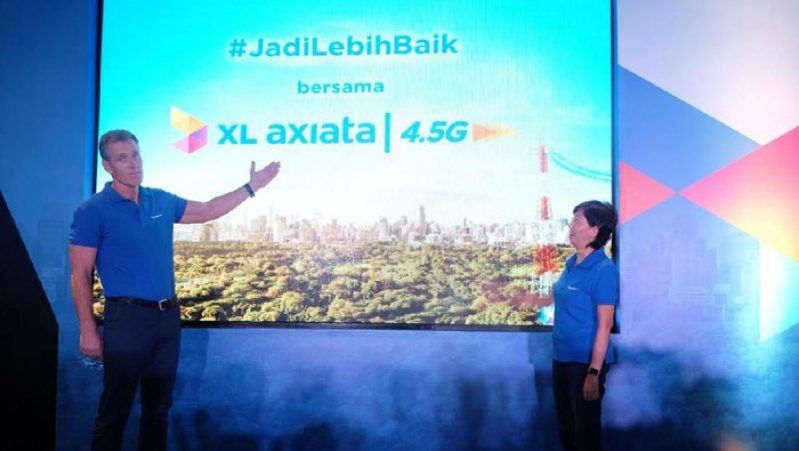 XL Axiata Salurkan Donasi Akses Internet Cepat ke 1.000 Sekolah