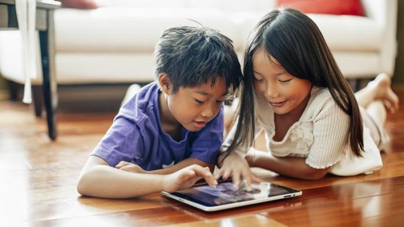 Hati-Hati Cari Buku Cerita Anak di Play Store, Bakal Muncul Konten Dewasa