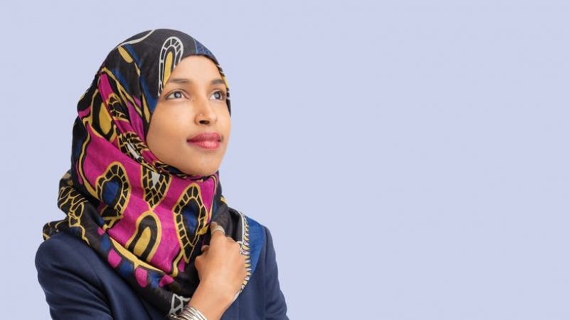 Ilhan Omar, Muslimah Pertama Yang Kenakan Jilbab di Kongres AS