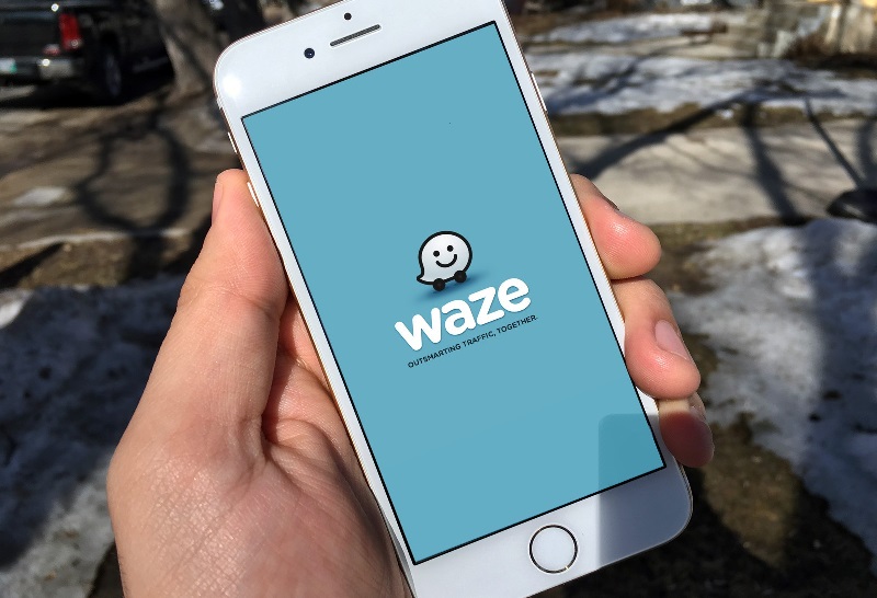 Cara Menggunakan Siri Shortcut di Waze Pada iPhone