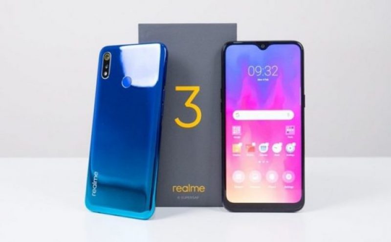 Review Realme 3: Punya Layar Waterdrop Notch dan Baterai 4230 mAh