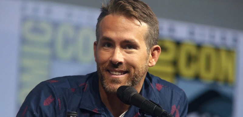 Ryan Reynolds Beli Mint Mobile