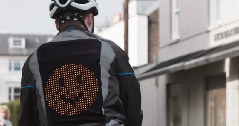 Ford Rilis Jaket Emoji bagi Pengendara Sepeda