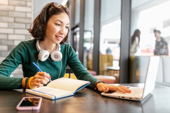 XL Axiata Dukung Jalur Karir Perempuan