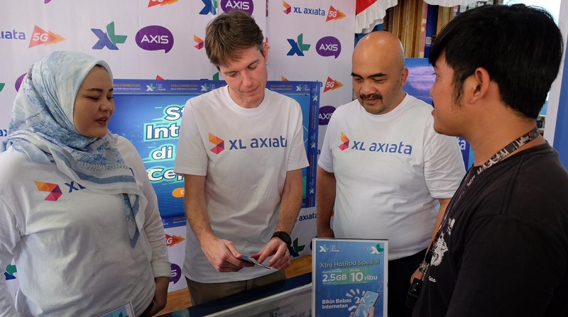 XL Axiata Peringati Hari Pelanggan Nasional - Sinyal Magazine