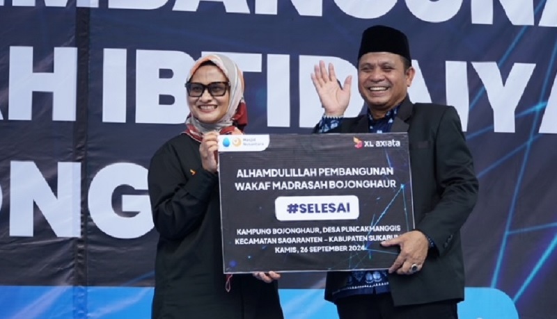 XL Axiata Renovasi Madrasah di Pelosok Sukabumi