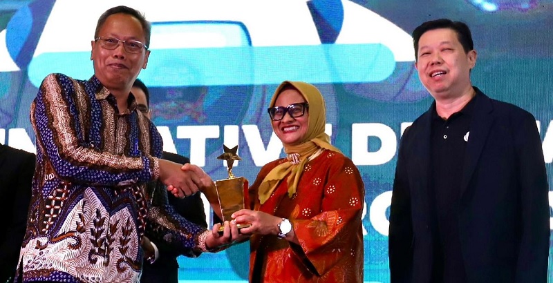 XL Axiata Raih 5 Penghargaan Stellar Workplace Awards 2024