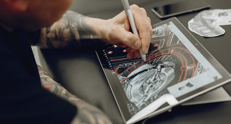 Tips Artificial Intelligence: Bikin Tato Pakai AI Blackink dan Artguru